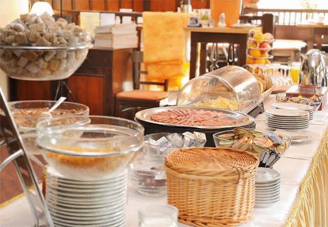 Hotel Grasbrunner Hof מראה חיצוני תמונה