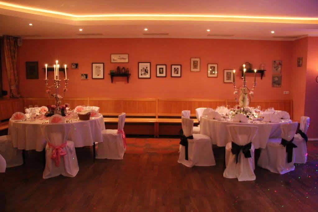 Hotel Grasbrunner Hof מראה חיצוני תמונה